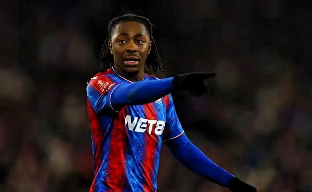 一审, 球的数据完, 他们正同步