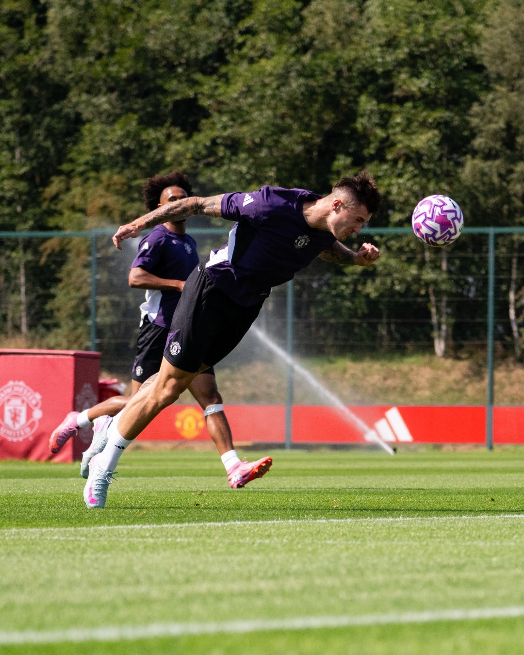 归队, 腿筋受伤, 曼联新援谢 归队, 腿筋受伤, 曼联新援谢