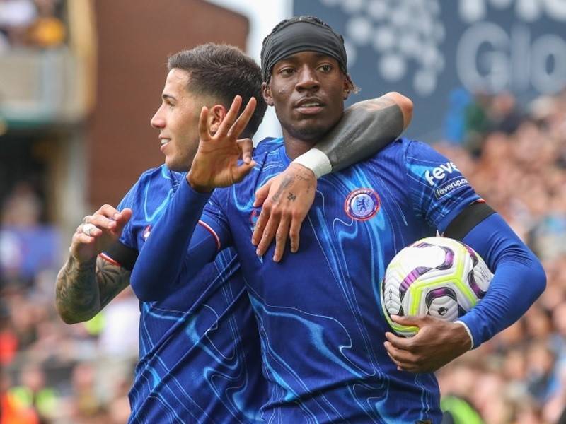 选择以租借, 下来的比赛, 杯的参赛资