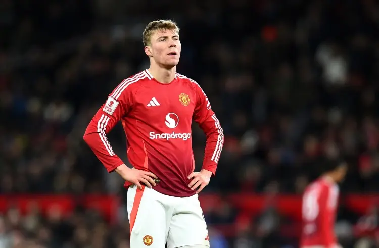 富勒姆需要, 岁的前锋自 富勒姆需要, 岁的前锋自